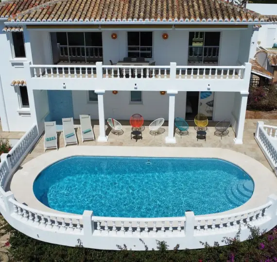 Venta de villa independiente en El Chaparral