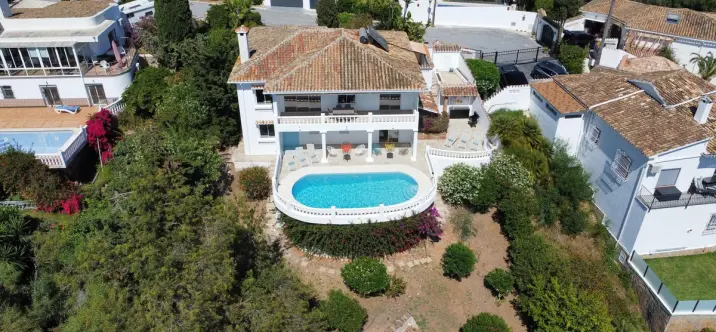 Venta de villa independiente en El Chaparral 2