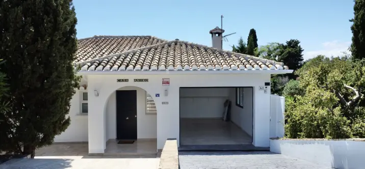 Venta de villa independiente en El Chaparral 3
