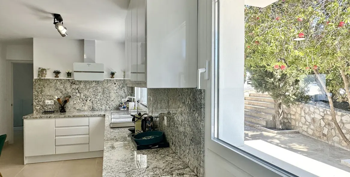 Venta de villa independiente en El Chaparral 15