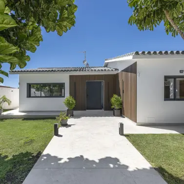 Продажа  отдельно стоящей виллы в New Golden Mile