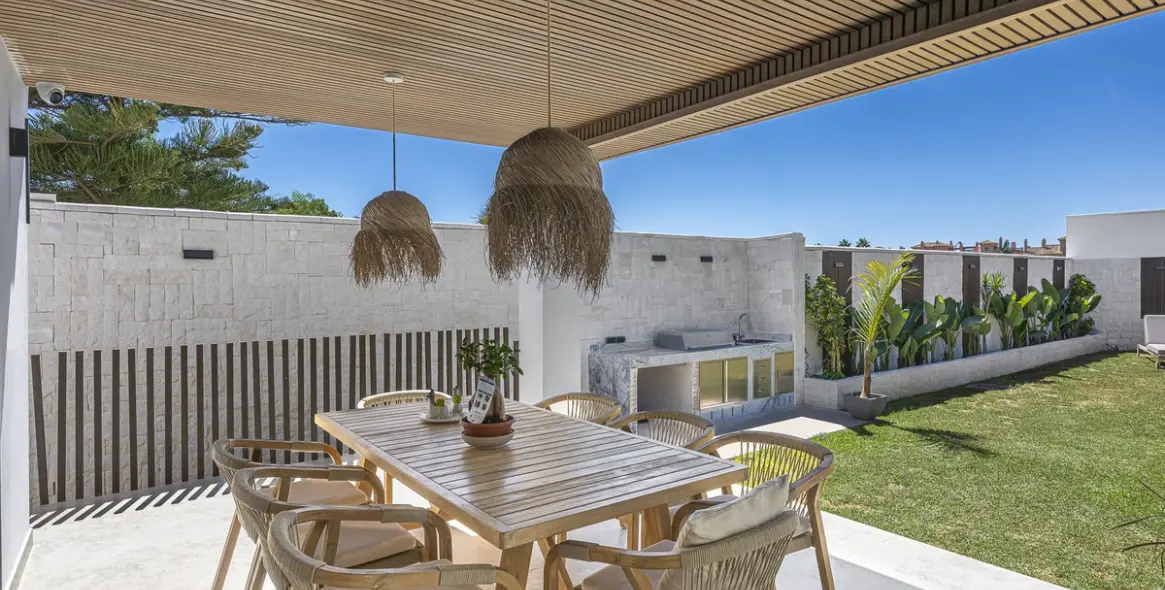 Venta de villa independiente en New Golden Mile 21