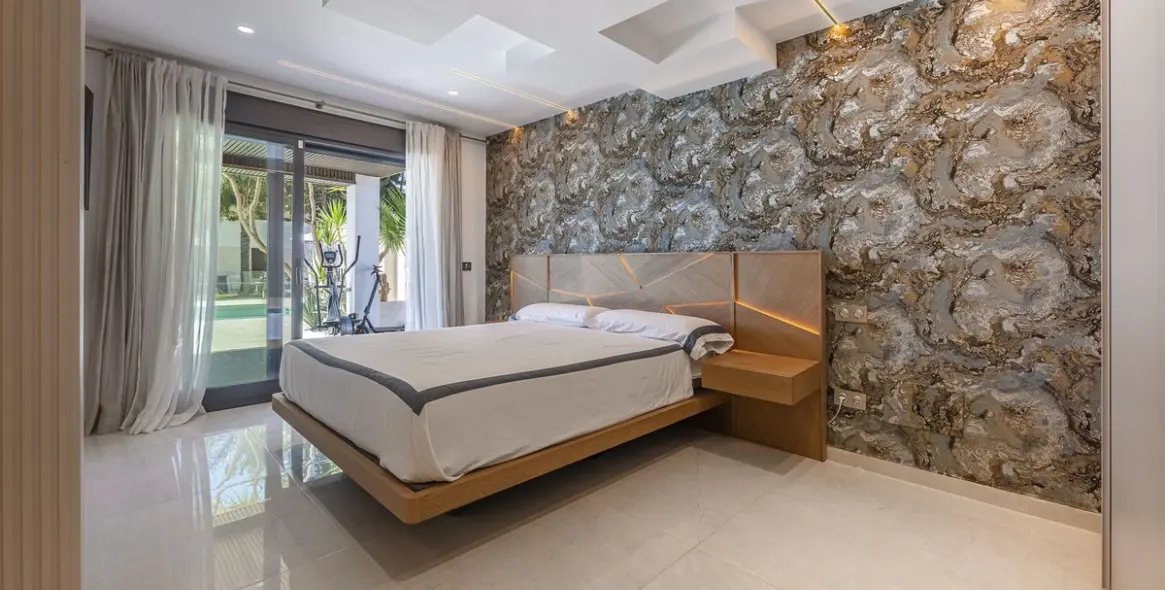 Venta de villa independiente en New Golden Mile 37