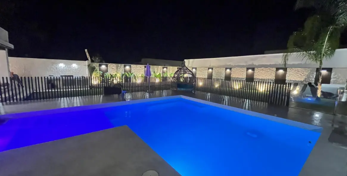 Venta de villa independiente en New Golden Mile 46