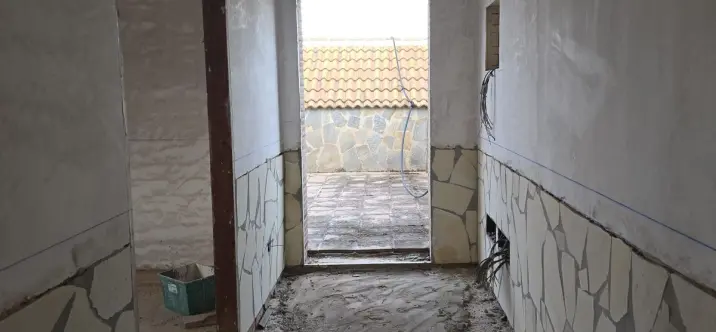 Venta de hotel en Guaro 4