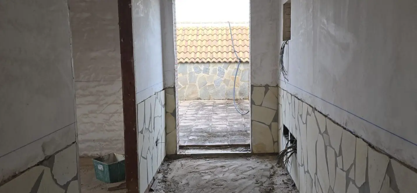 Venta de hotel en Guaro 4