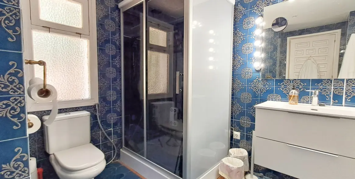 Продажа  отдельно стоящей виллы в Calahonda 16