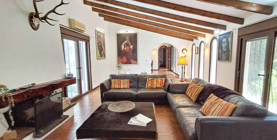 Venta de villa independiente en Calahonda 21