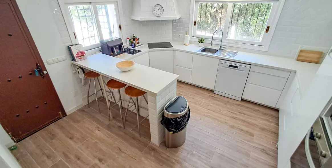 Venta de villa independiente en Calahonda 27