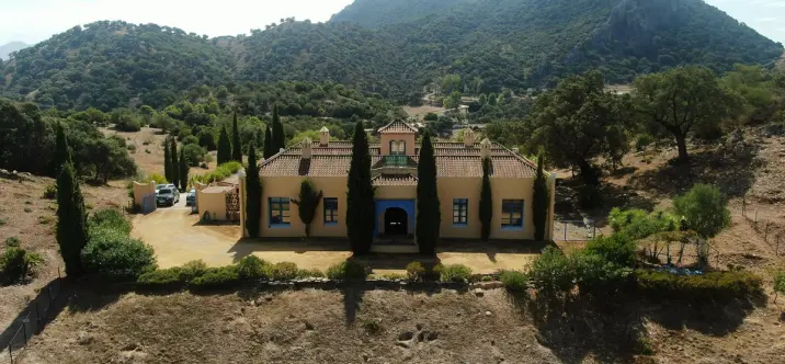 Продажа  отдельно стоящей виллы в Gaucín 2