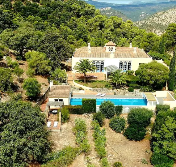 Продажа  отдельно стоящей виллы в Gaucín