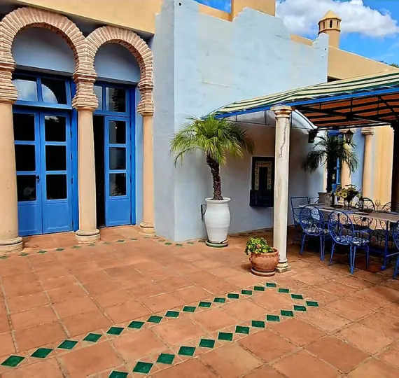 Продажа  отдельно стоящей виллы в Gaucín