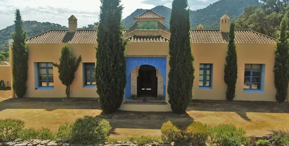 Продажа  отдельно стоящей виллы в Gaucín 13