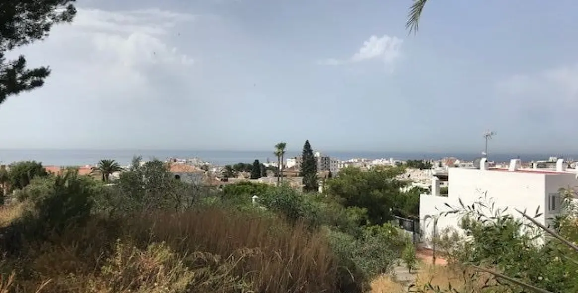 Sale of residential plot in Costa del Sol East 2