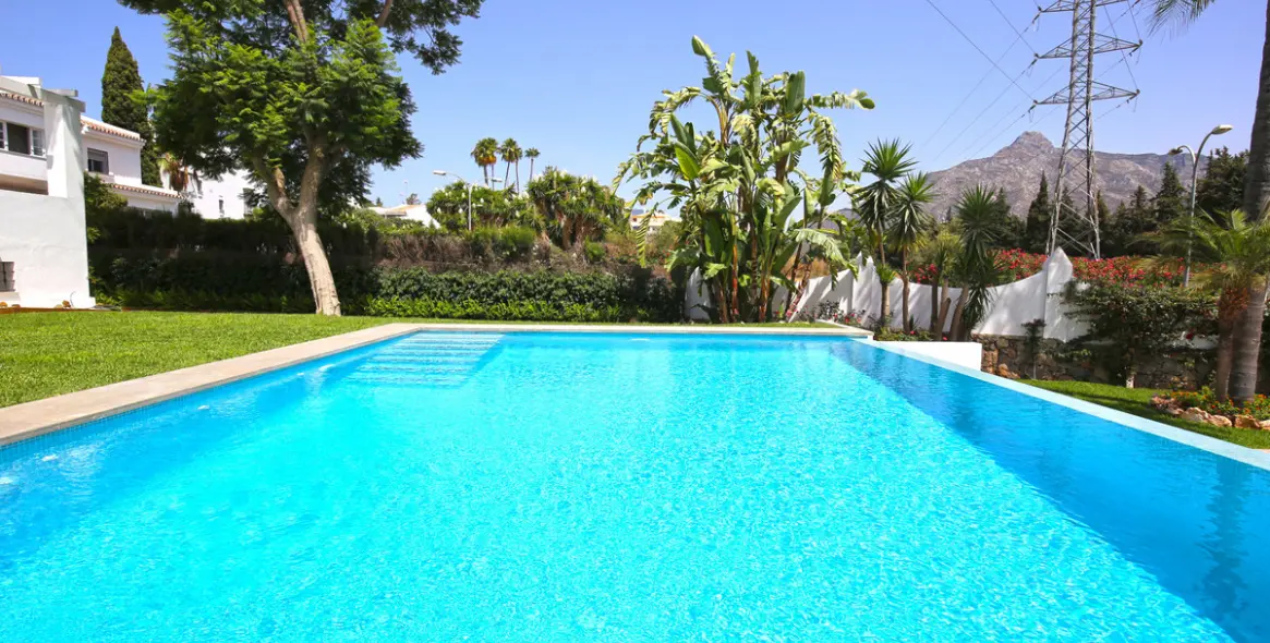 Продажа таунхауса в Nueva Andalucía (район Nueva Andalucía) 4