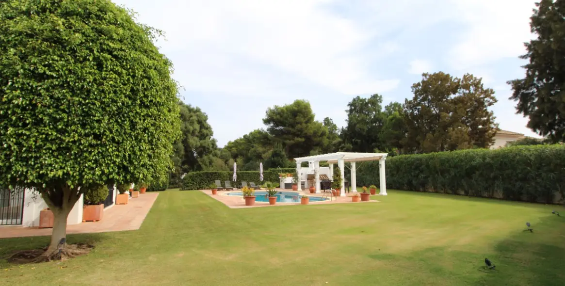 Venta de villa independiente en Sotogrande Alto 4