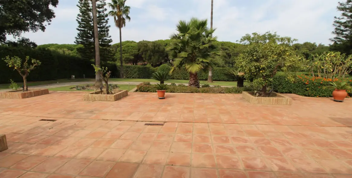 Venta de villa independiente en Sotogrande Alto 15