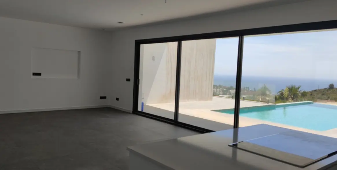 Sale of detached villa in Mijas 9