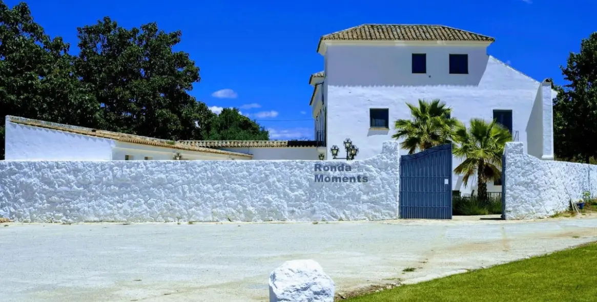 Продажа отеля в Ronda 4