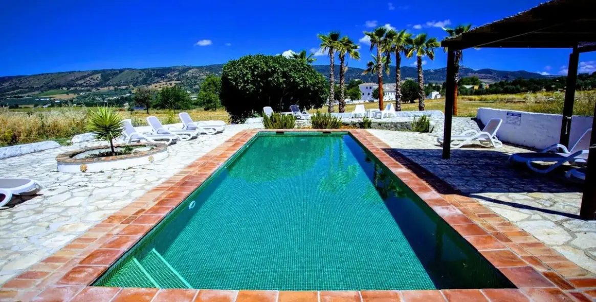 Продажа отеля в Ronda 6