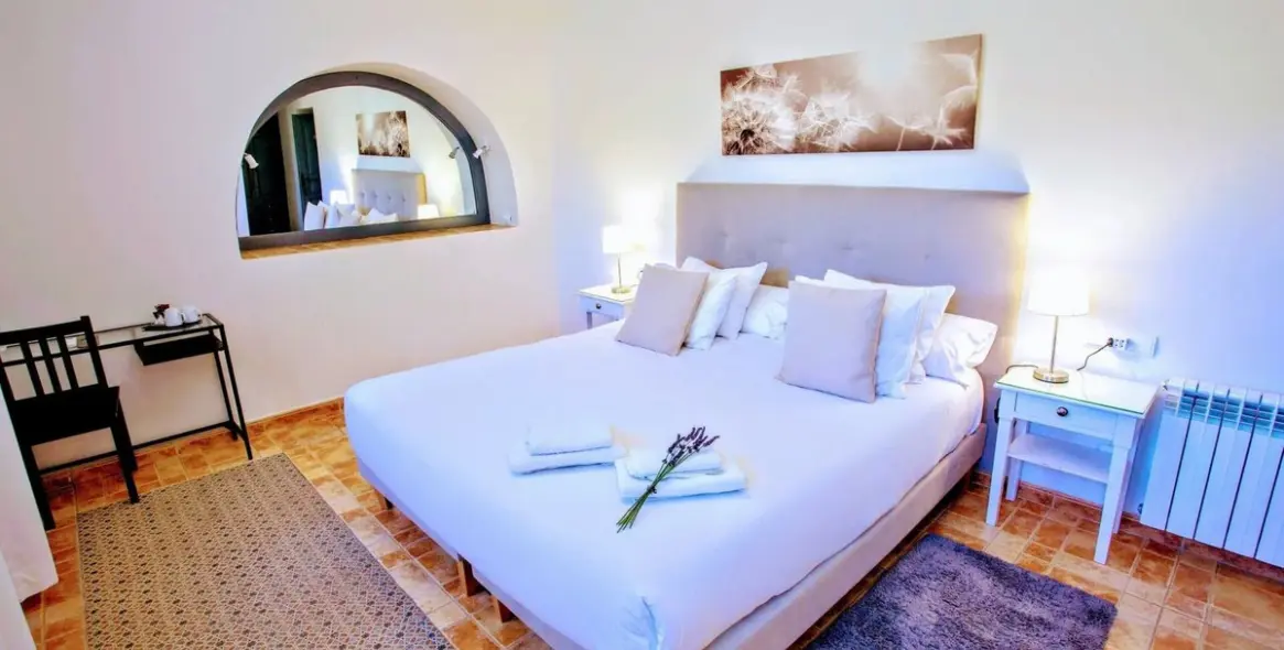 Продажа отеля в Ronda 13