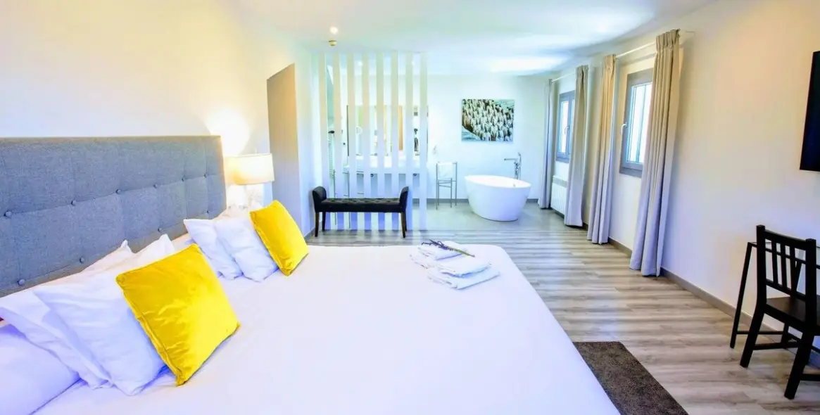 Продажа отеля в Ronda 16