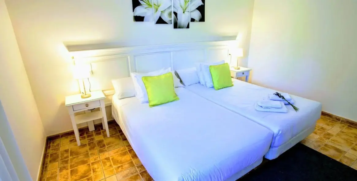 Продажа отеля в Ronda 21