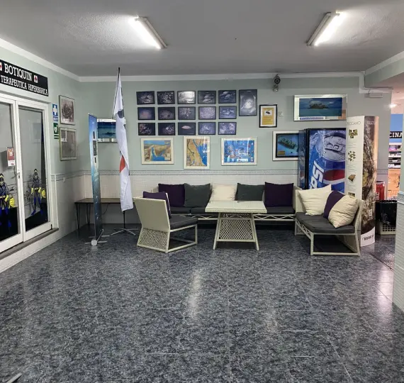 Commercial premises R4686298