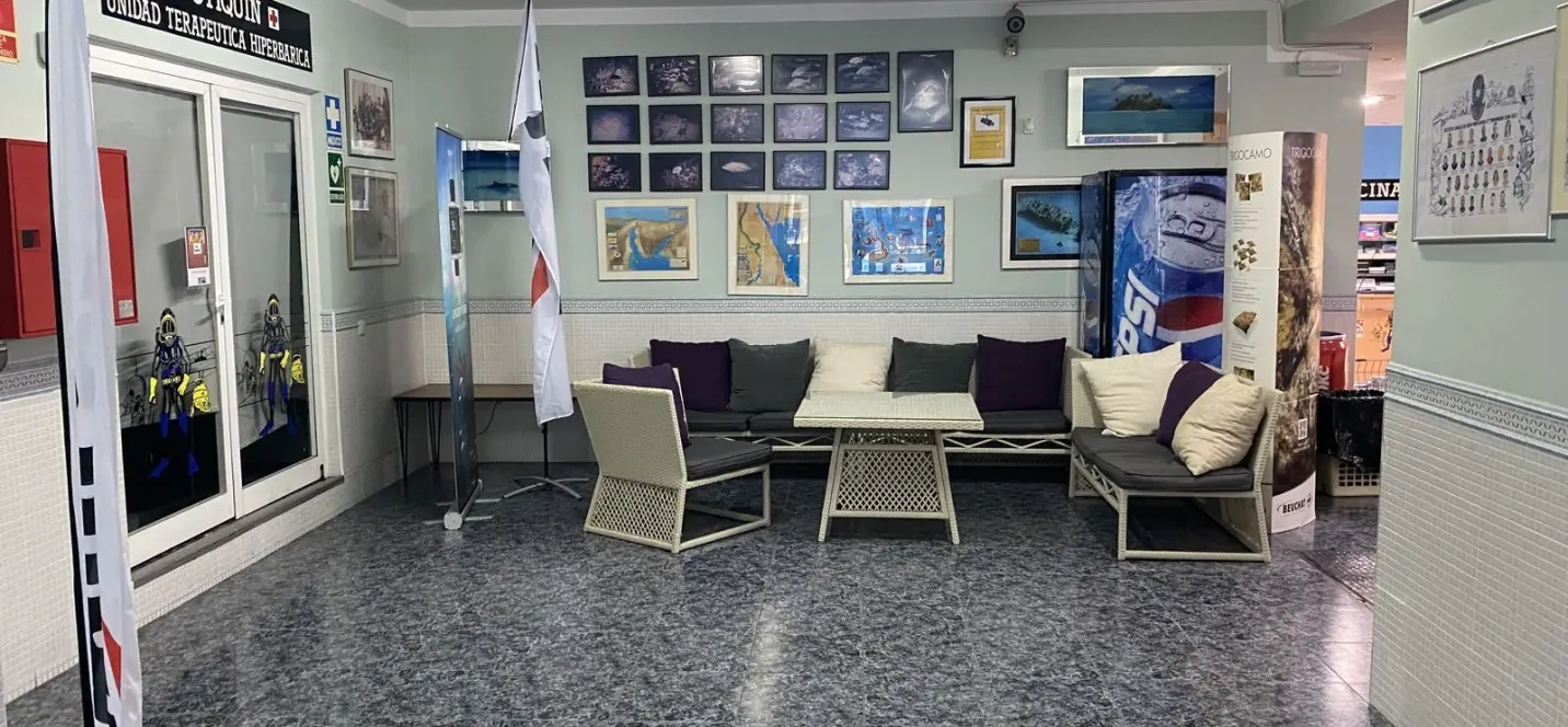 Venta de local comercial en Benalmadena 4