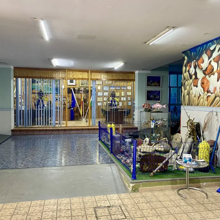 Venta de local comercial en Benalmadena