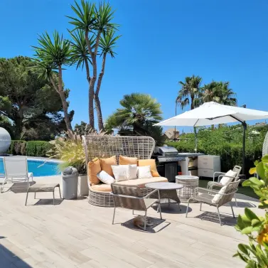 Sale of detached villa in Elviria