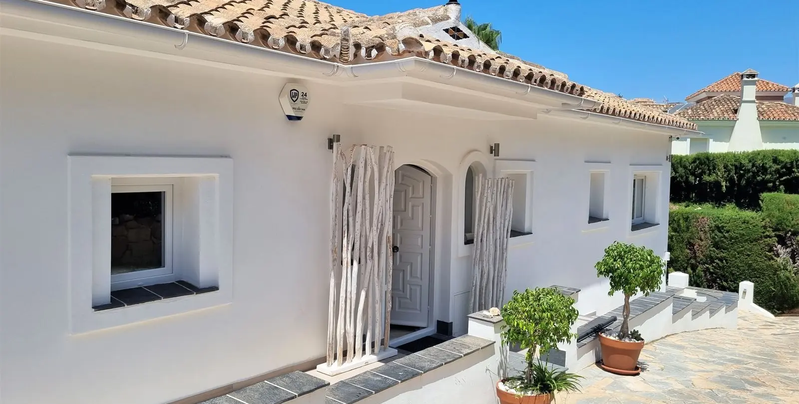 Продажа  отдельно стоящей виллы в Elviria 31