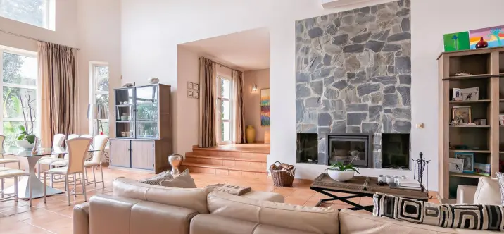 Продажа  отдельно стоящей виллы в Sotogrande 4