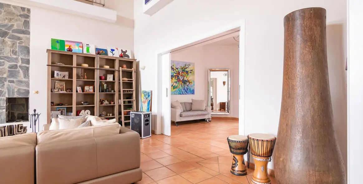 Продажа  отдельно стоящей виллы в Sotogrande 11