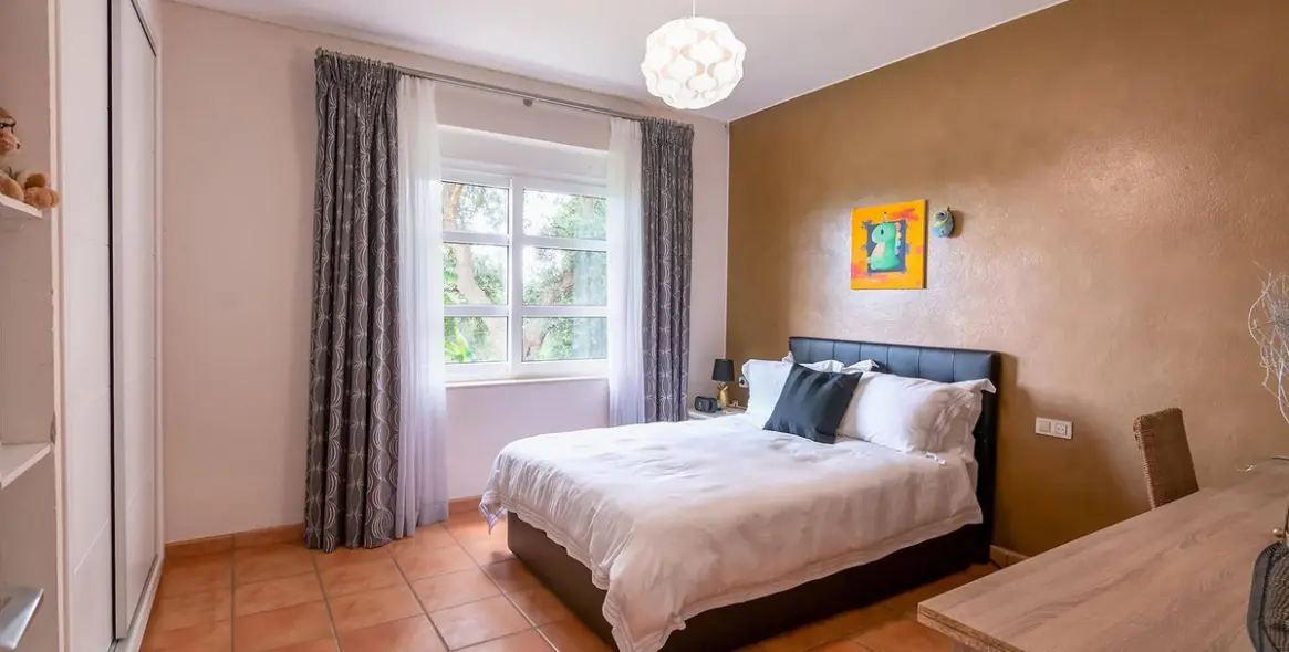 Продажа  отдельно стоящей виллы в Sotogrande 20