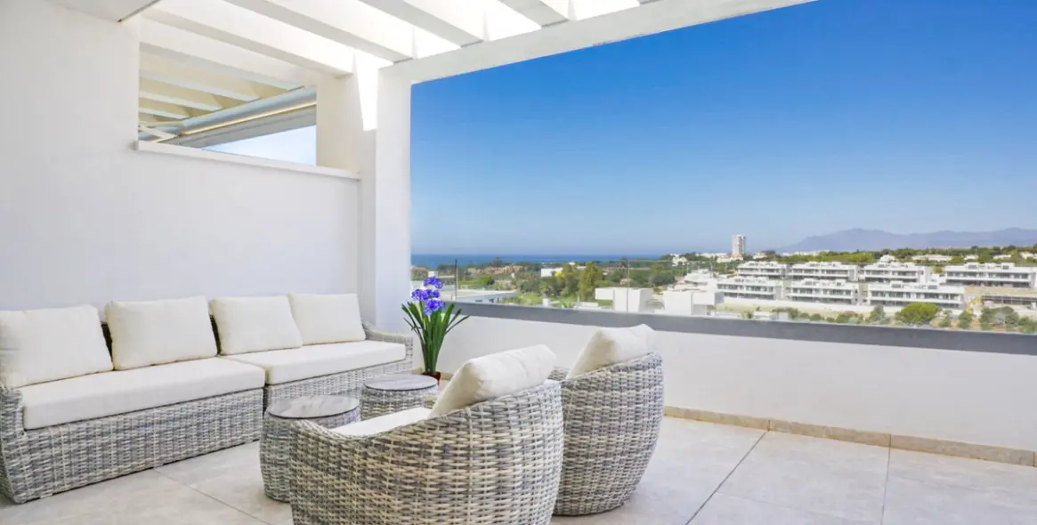 Sale of penthouse duplex in Marbella 1