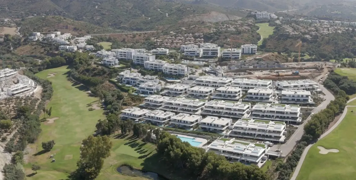 Sale of penthouse duplex in Marbella 18