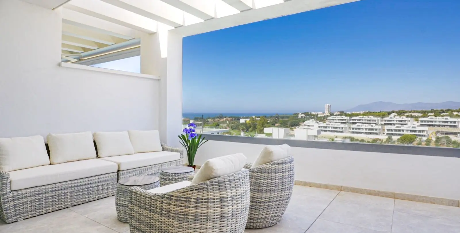 Sale of penthouse duplex in Marbella 3