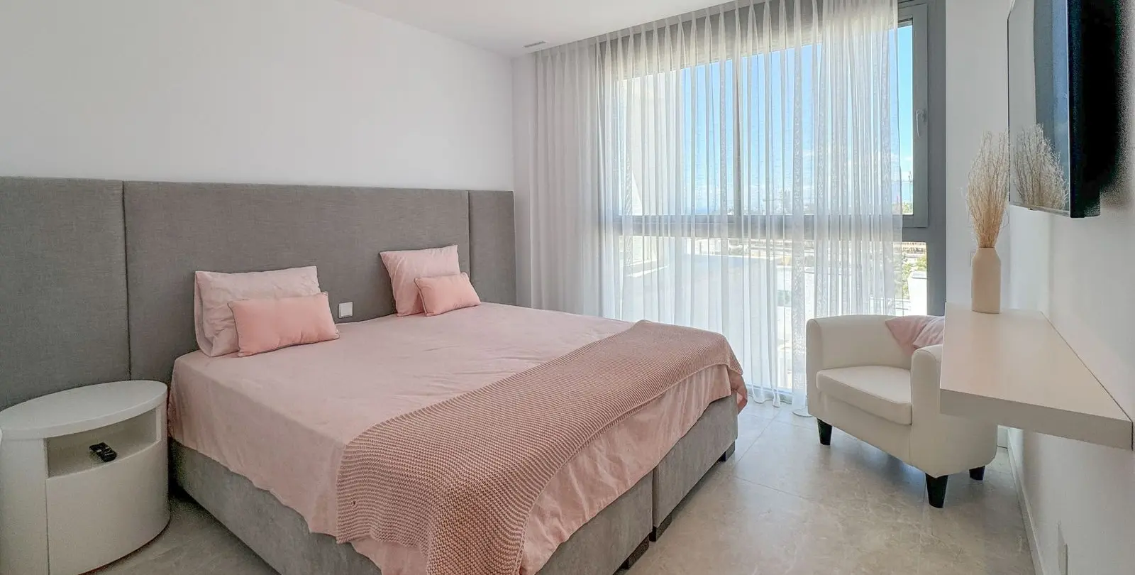 Sale of penthouse duplex in Marbella 11