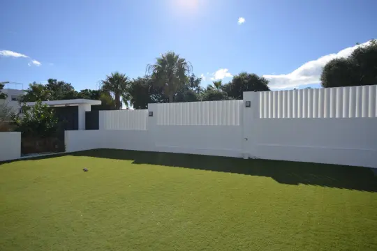 Image 6 thumb