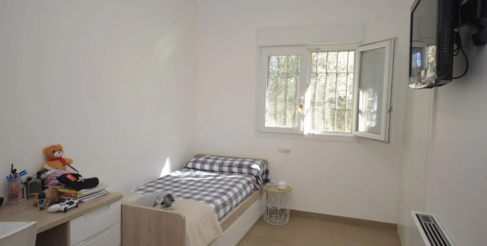 Sale of detached villa in Manilva 16