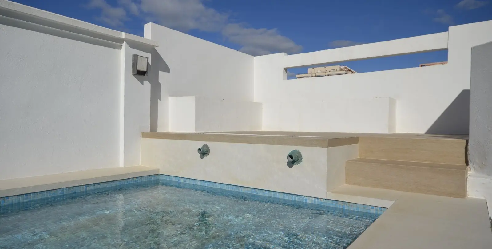 Sale of detached villa in Manilva 34