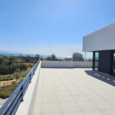 Sale of penthouse in Torremolinos