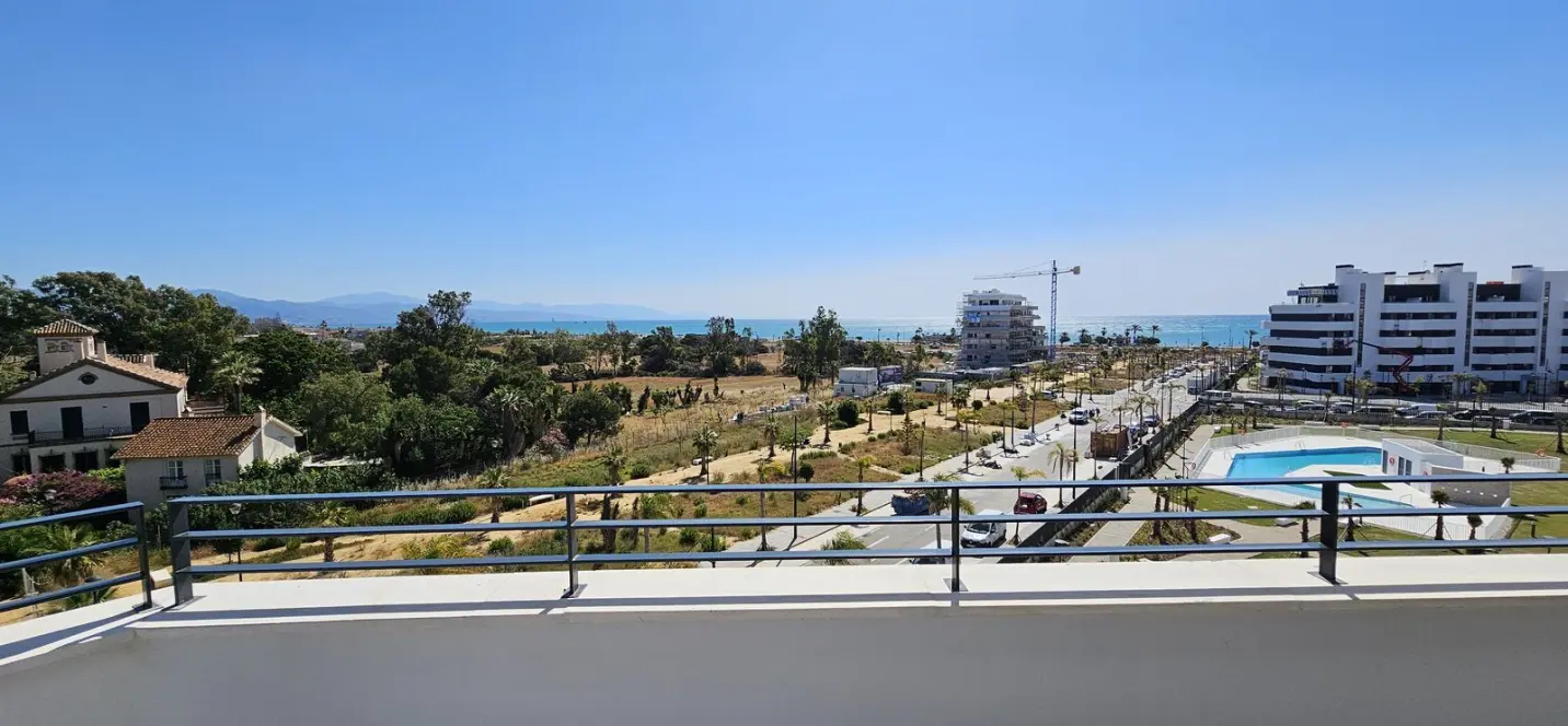 Sale of penthouse in Torremolinos 2
