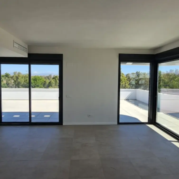 Sale of penthouse in Torremolinos