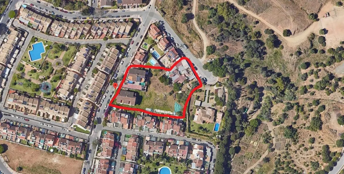 Продажа  жилого участка в Marbella 1