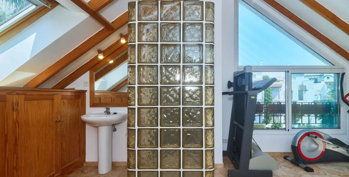 Sale of semi-detached house in The Golden Mile 21