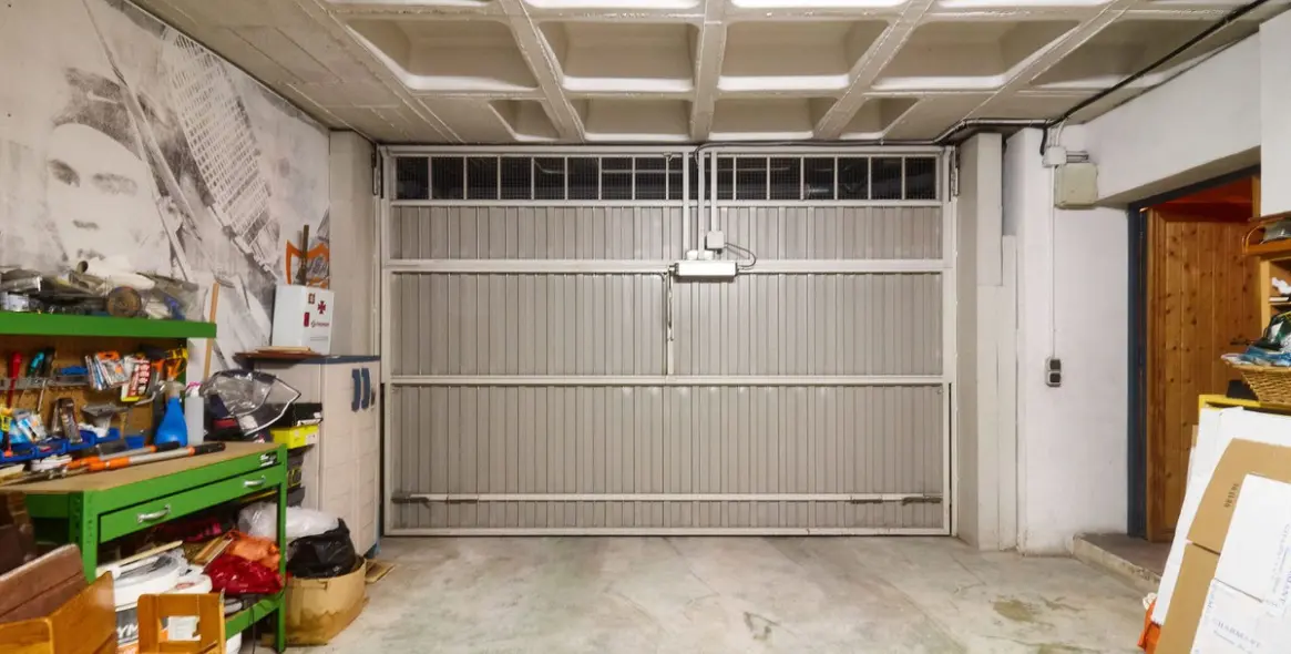 Long-term rent of semi-detached house in The Golden Mile 27