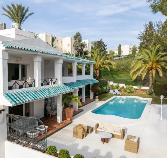 Продажа дома на две семьи в La Quinta