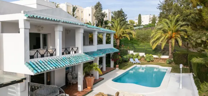 Продажа дома на две семьи в La Quinta 1